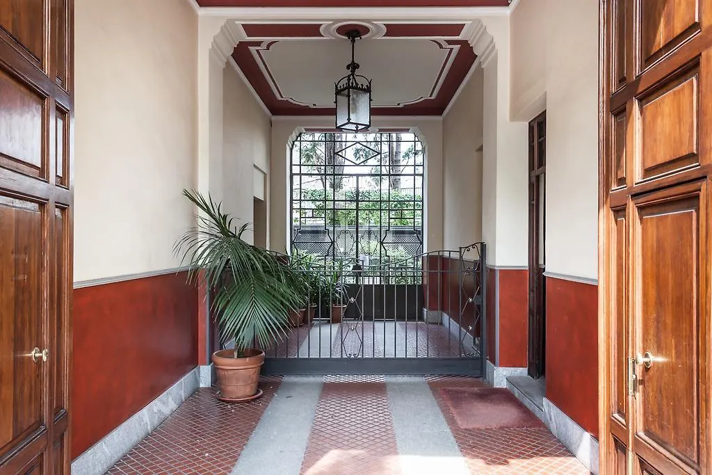 Italianway-Reggimento Savoia Apartment Milan 0*,  Italy