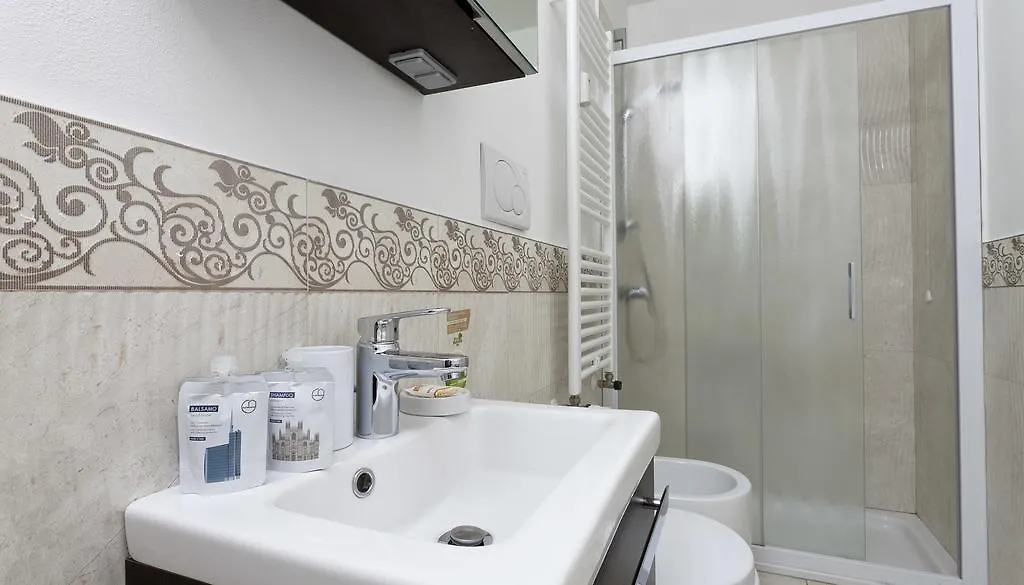 Italianway-Reggimento Savoia Apartment Milan Italy