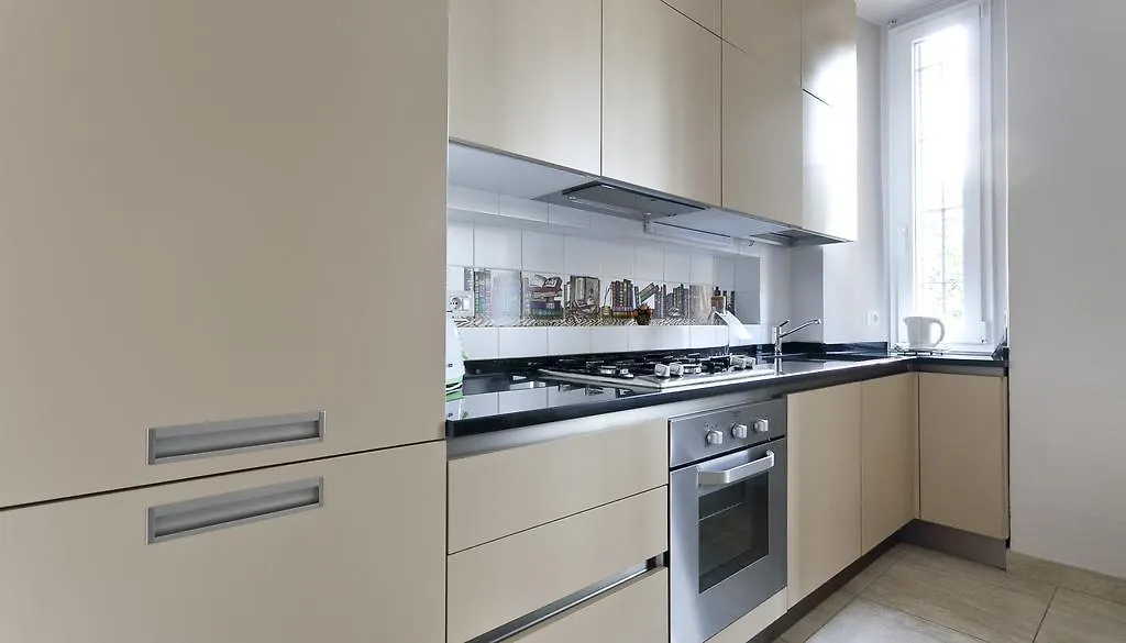 Italianway-Reggimento Savoia Apartment Milan 0*,